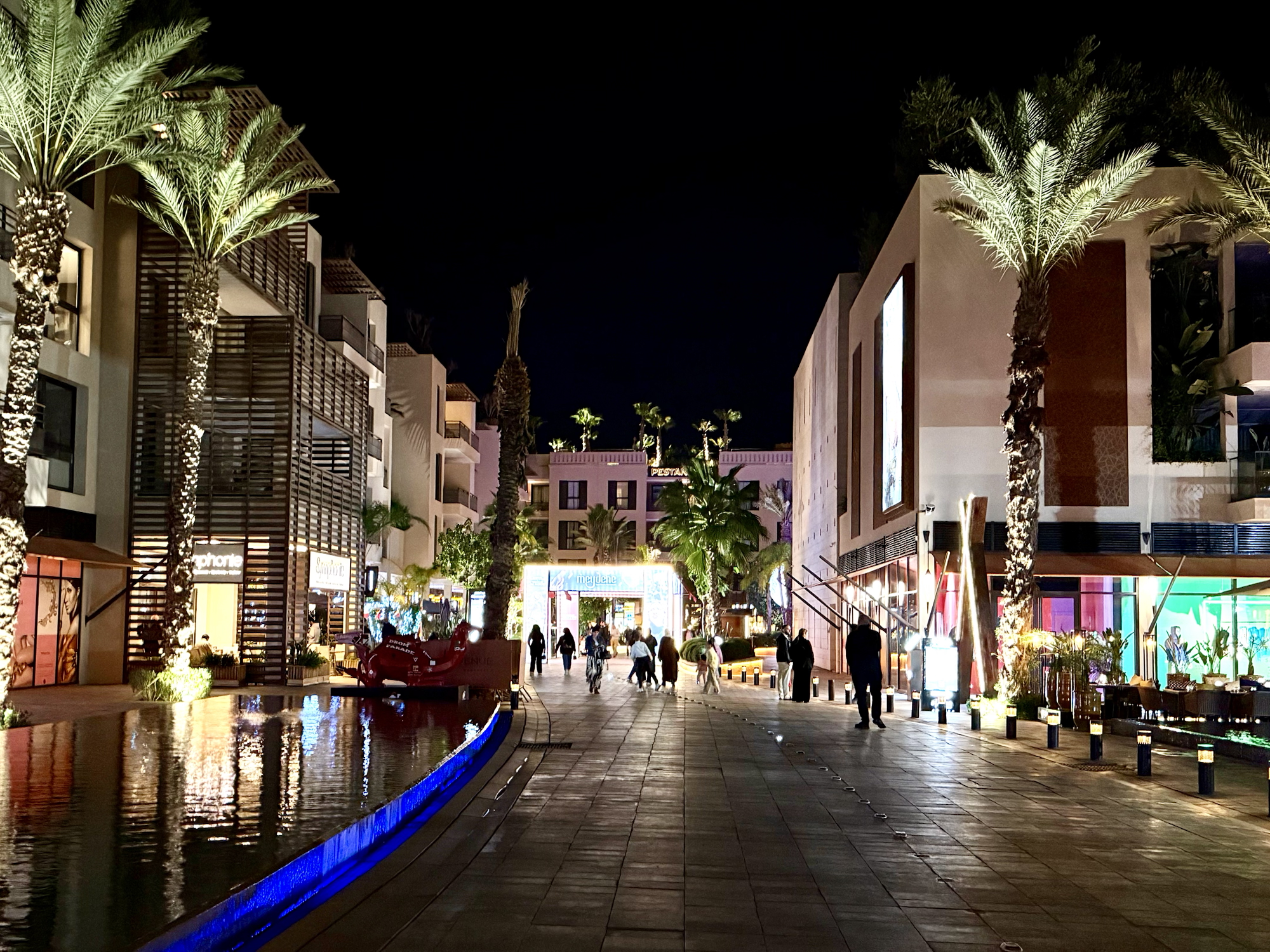 M Avenue, Marrakech at night 